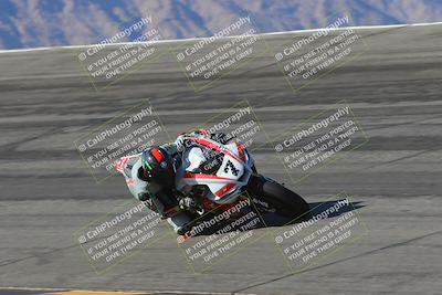 media/Mar-21-2025-CVMA Friday Practice (Fri) [[30cd4fe323]]/2-Racer 1/Session 2 (Bowl)/